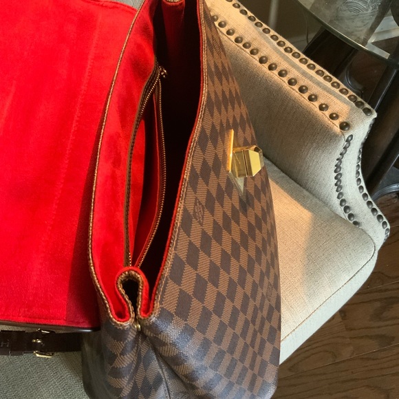 Authentic Luis Vuitton - Bergamo GM - Picture 9 of 15